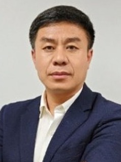 李宝臣